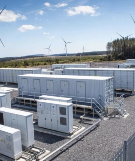 Arriendo de sitios implementados con containers acondicionados para oficinas y bodegas — TodoTainer, Osorno